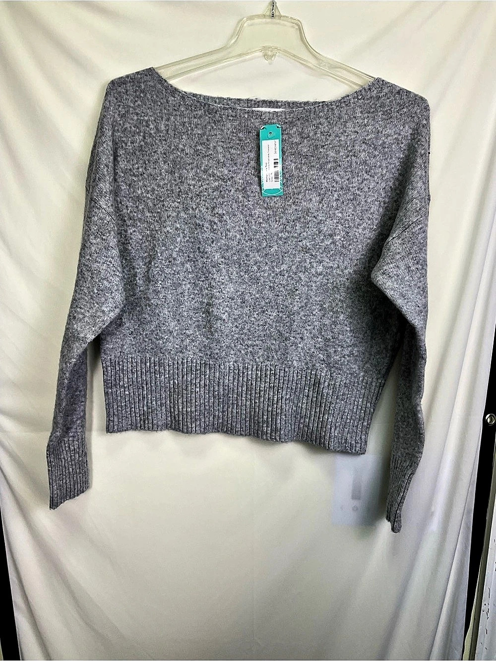 Montgomery Post Lisa Long Sleeve Boatneck Gray Sweater